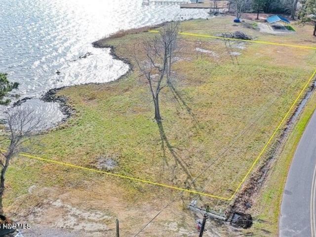 Land for sale in Elizabeth City