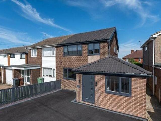 House for sale in Bradford, West Yorkshire