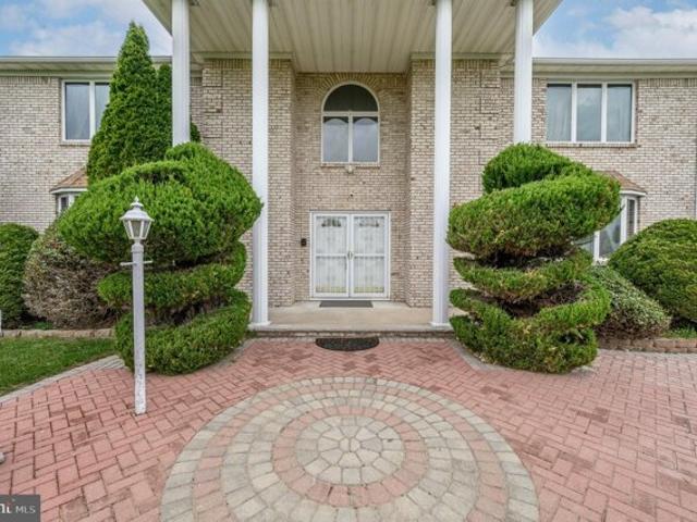 House for sale in Dayton, New Jersey