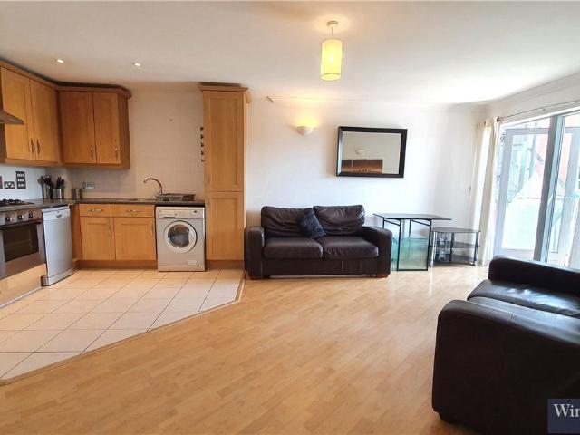 Apartment for rent in London Borough of Harrow, Greater London