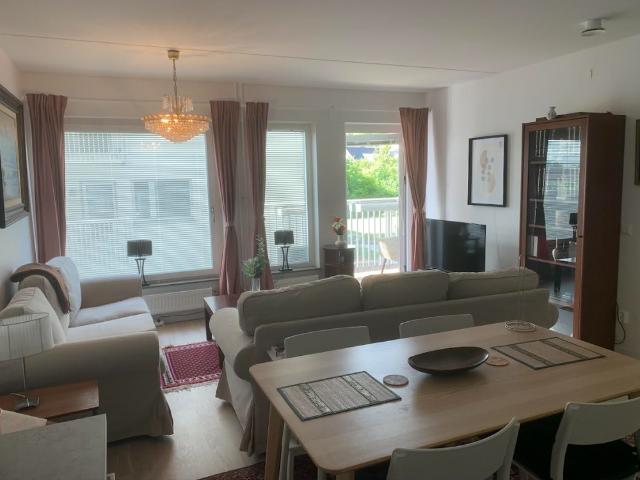 Lägenhet hyra i Hässelby-Vällingby, Stockholm