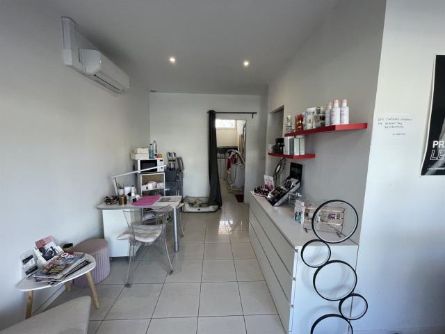 Local Commercial vente à Arrondissement de Toulon, La Seyne-sur-mer