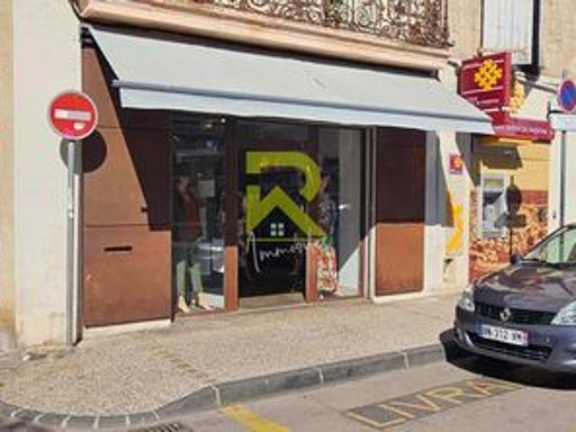 Local Commercial vente à Pézenas, Calquières