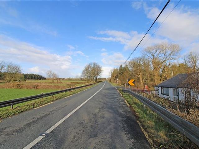 Cottage for sale in Dromore West