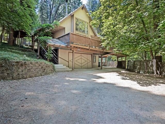 House for sale in Pollock Pines, California