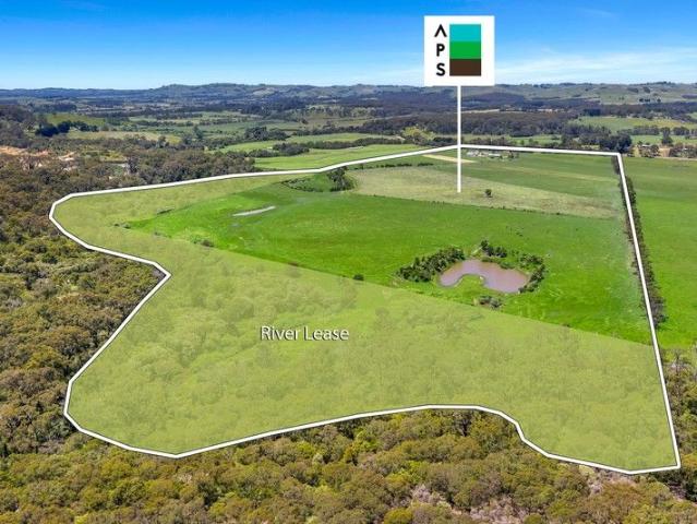 Cottage for sale in Almurta, Victoria