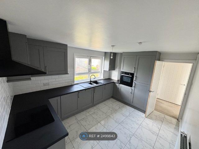 Apartment for rent in Craigneuk, Chapelhall