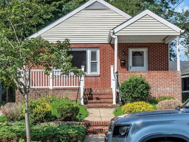 House for sale in Monmouth, New Jersey