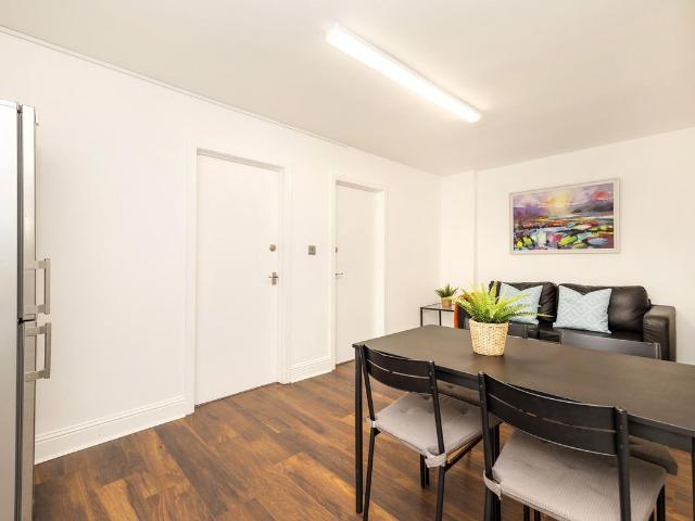 Apartment for rent in Old Town, Scotland
