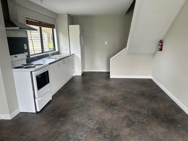 Apartment for rent in Awhitu, Oroua County
