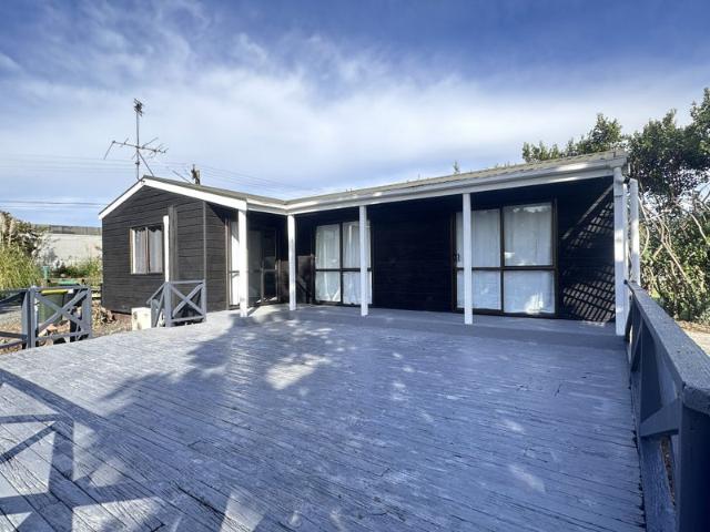 House for rent in Awhitu, Oroua County