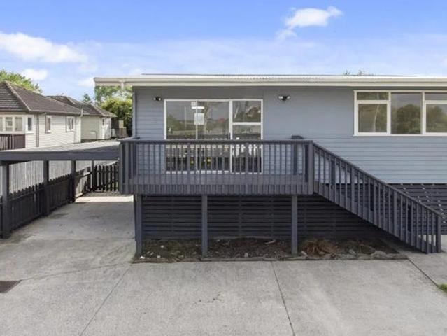 House for rent in Papakura