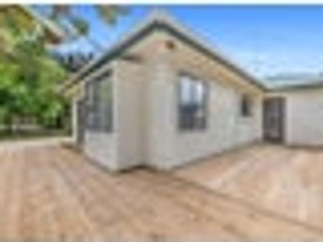 House for rent in Awhitu, Oroua County