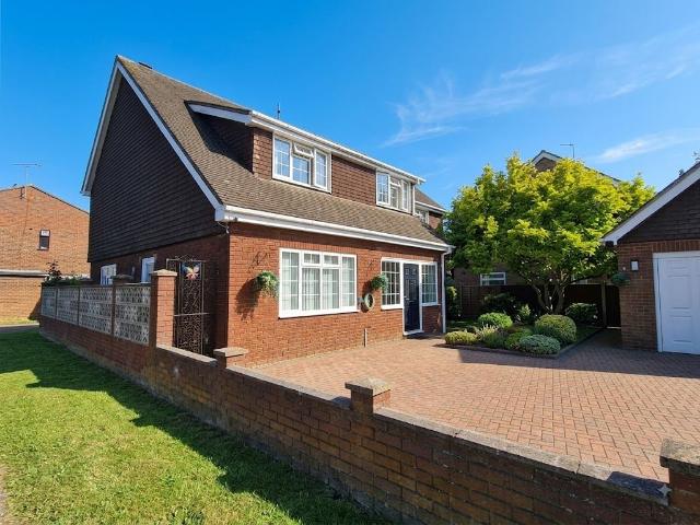 Apartment for rent in Woodside Estate, Houghton Regis