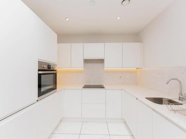 Apartment for rent in Cavern Quarter, Calderstones