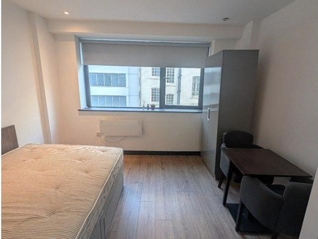 Studio for rent in Cavern Quarter, Calderstones