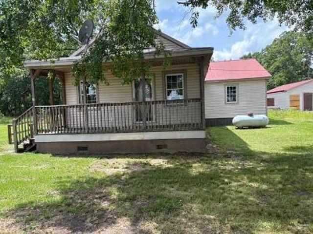 House for sale in Saluda House for sale in Saluda