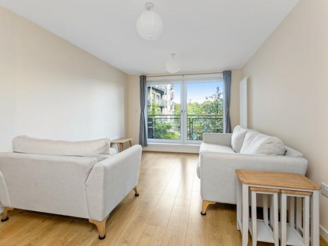 Apartment for rent in Bingham, Craigmillar