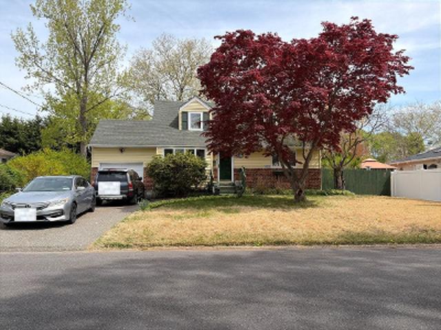 House for sale in Huntington, New York