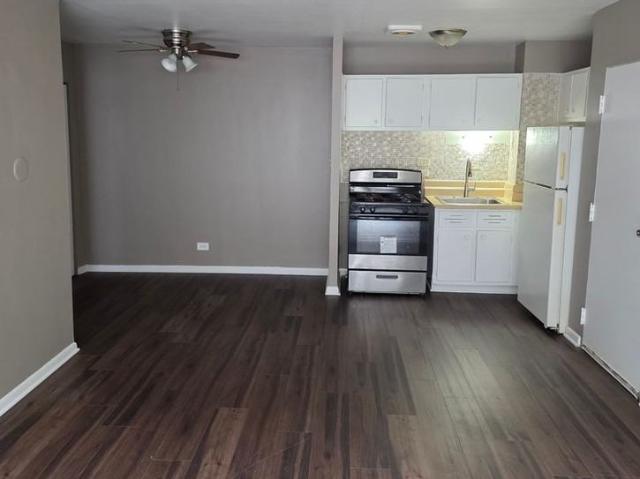 Apartment for rent in Arlington Heights, Cook County