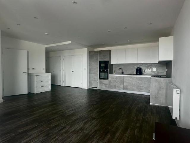 Apartment for rent in Gascoigne Estate, Greater London