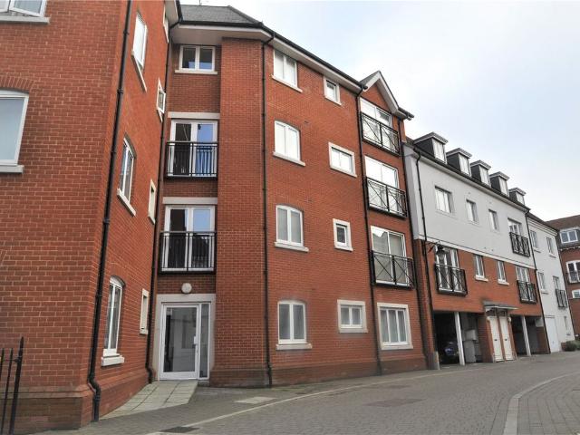 Apartment for rent in St. Mildred's, The Bridge