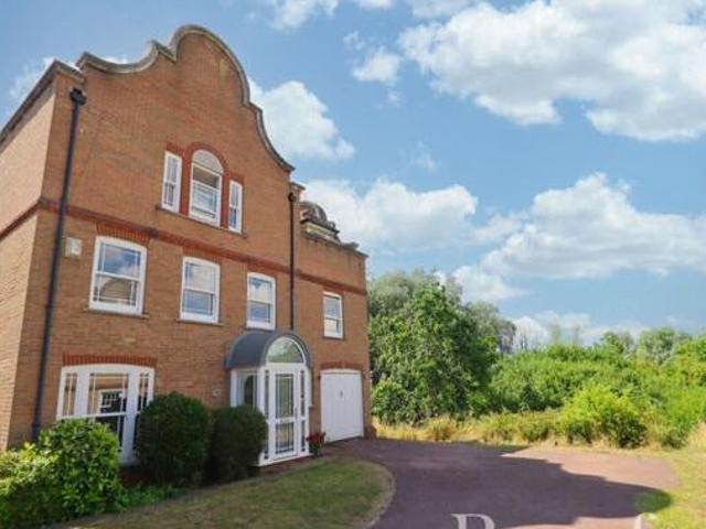 House for sale in City of London, Greater London