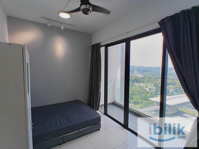 Room for rent in Petaling, Alam Impian