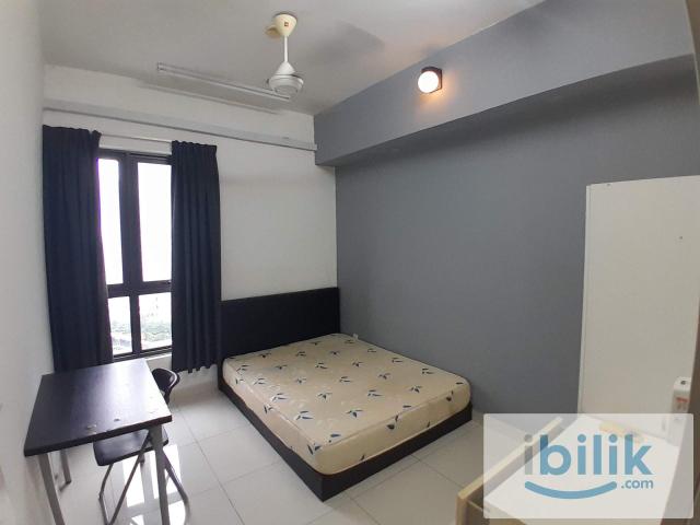Room for rent in Petaling, Alam Impian