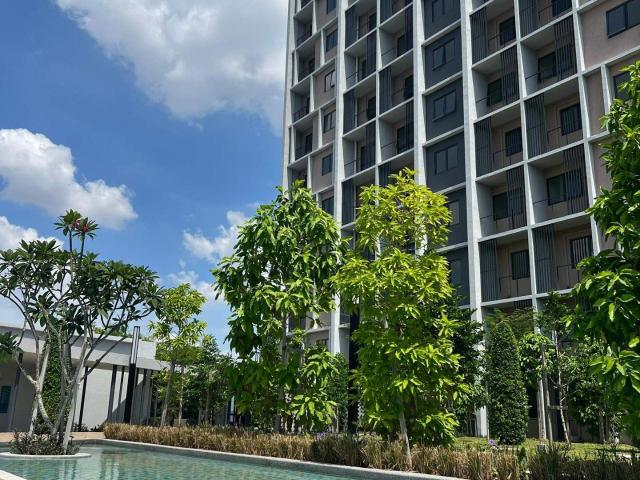 Room for rent in Petaling, Alam Impian