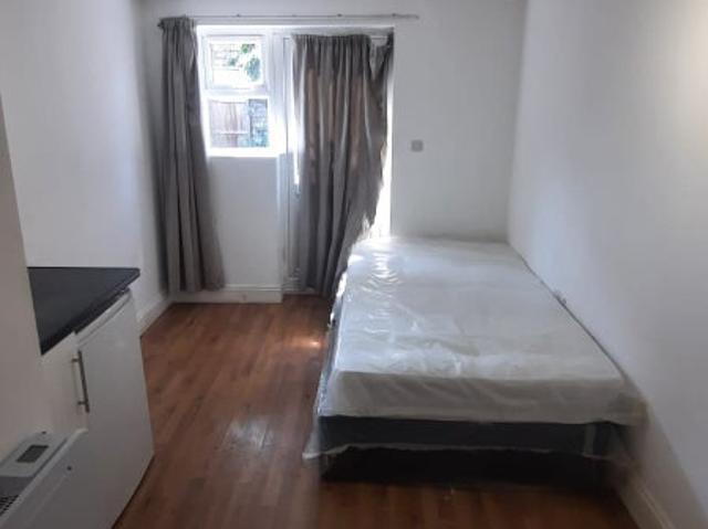 Studio for rent in Plumstead, Greater London