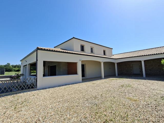 Maison vente à Saintes