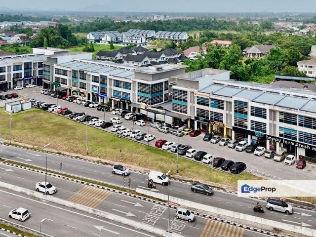 Shop for sale in Kuching, Bahagian Kuching