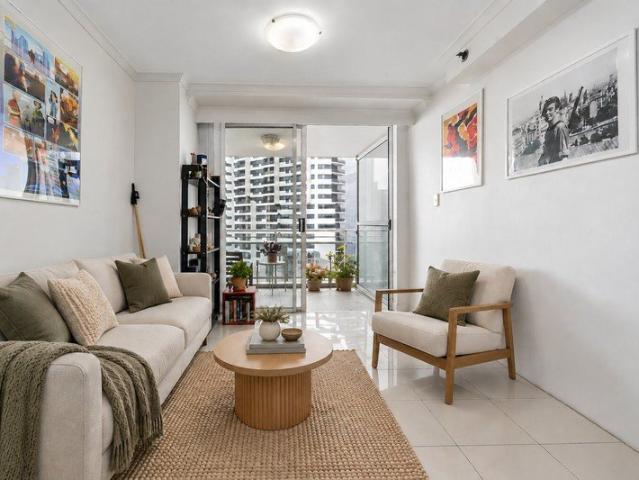 Apartment for sale in Koreatown, Sydney