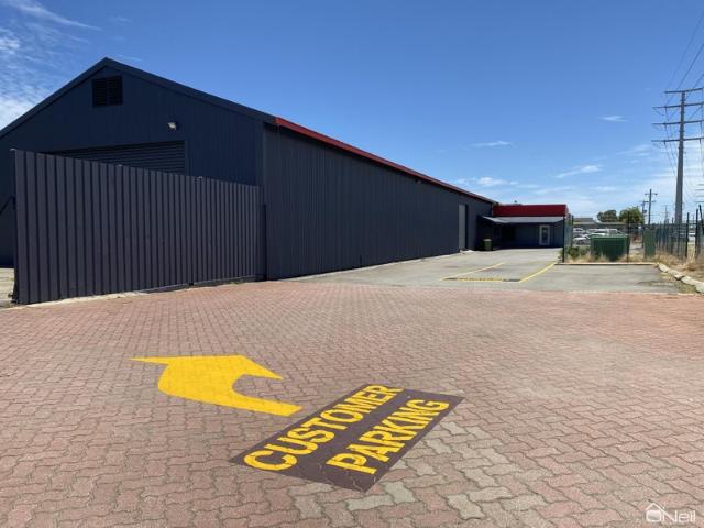 Retail for rent in Beckenham, Western Australia