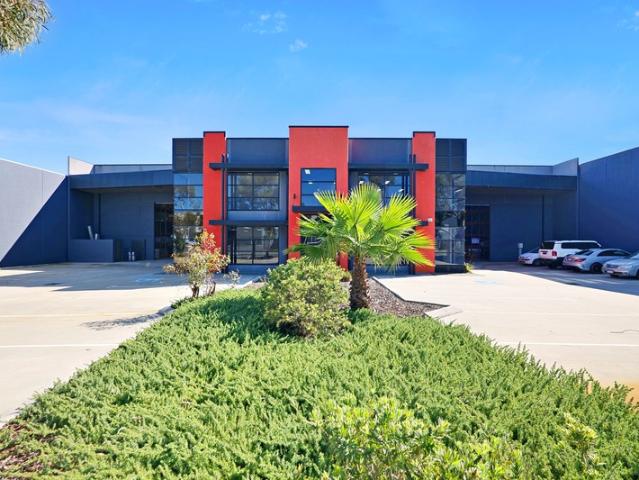 Warehouse for rent in Landsdale, Western Australia
