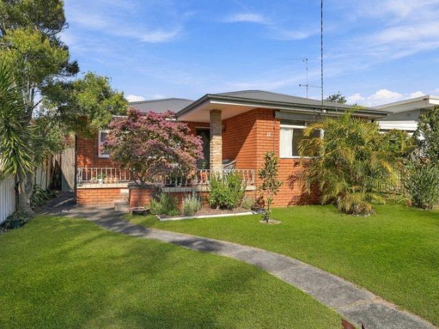 House for sale in Umina Beach, New South Wales