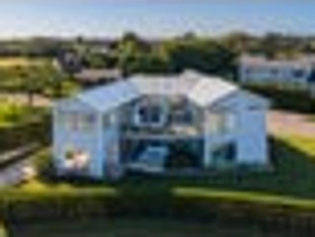 House for sale in Awhitu