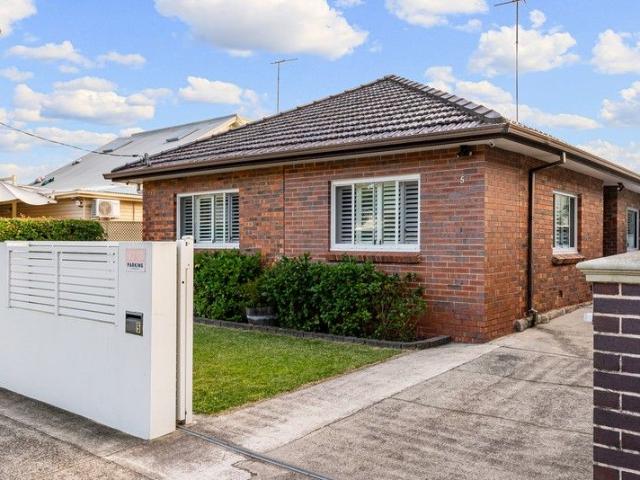 House for sale in Sydney, New South Wales