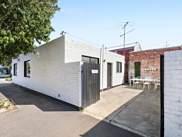 House for sale in Port Melbourne, Melbourne