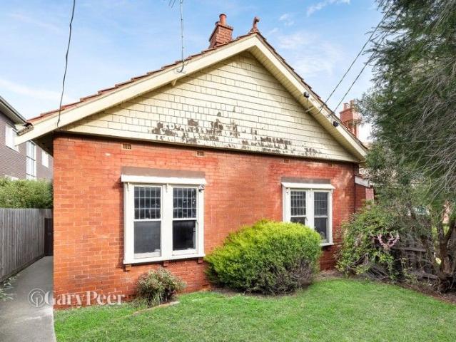 House for sale in St Kilda East