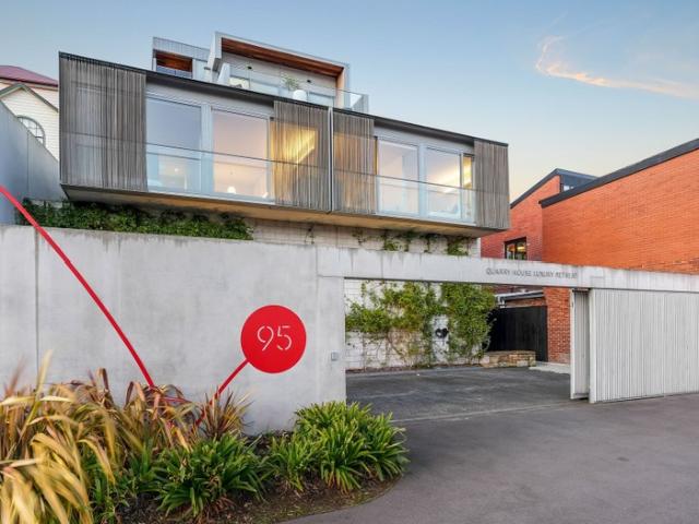 Townhouse for sale in Glebe
