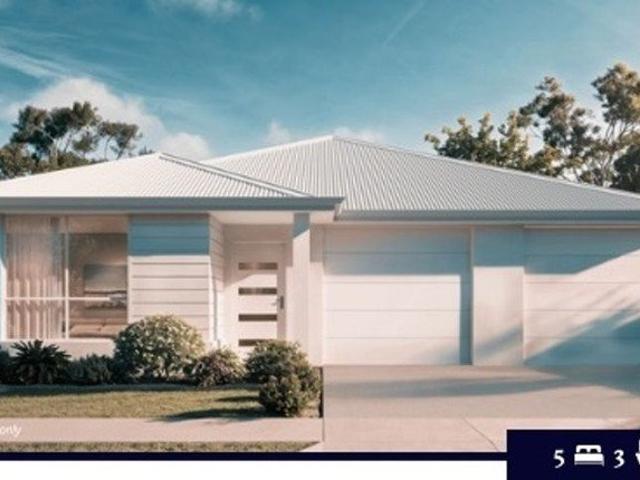 Cottage for sale in Tamworth