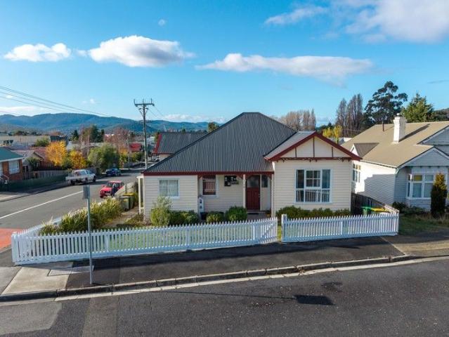 House for sale in Moonah