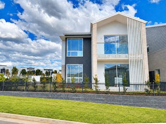 Cottage for sale in Sydney, New South Wales