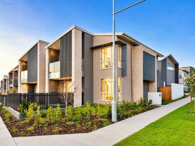 Cottage for sale in Sydney, New South Wales