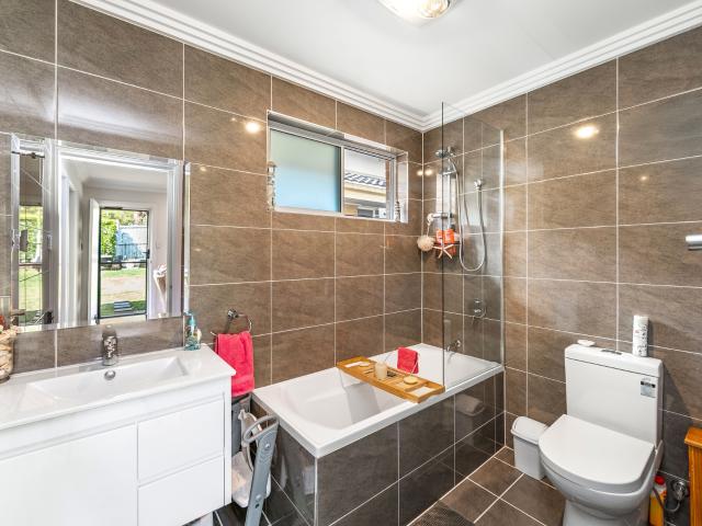 House for sale in Hamlyn Terrace, New South Wales