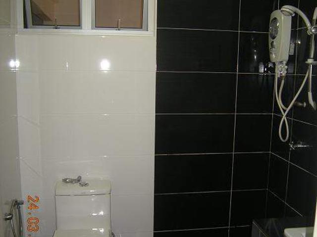 Room for rent in Country Heights Damansara, Kuala Lumpur