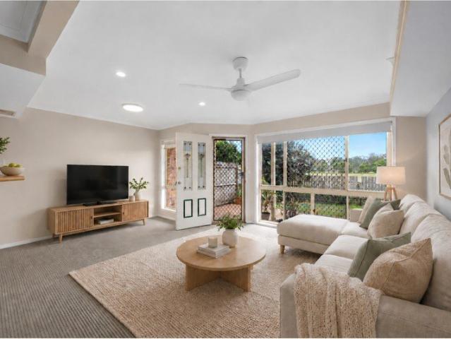 Townhouse for sale in Kings Creek, Queensland