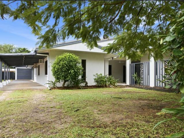 House for sale in Mission Beach, Queensland